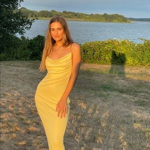 MAKE ME OFFERS EVERYTHING MUST GO